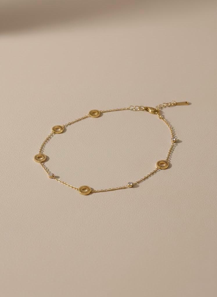 Mini Circle Bracelet