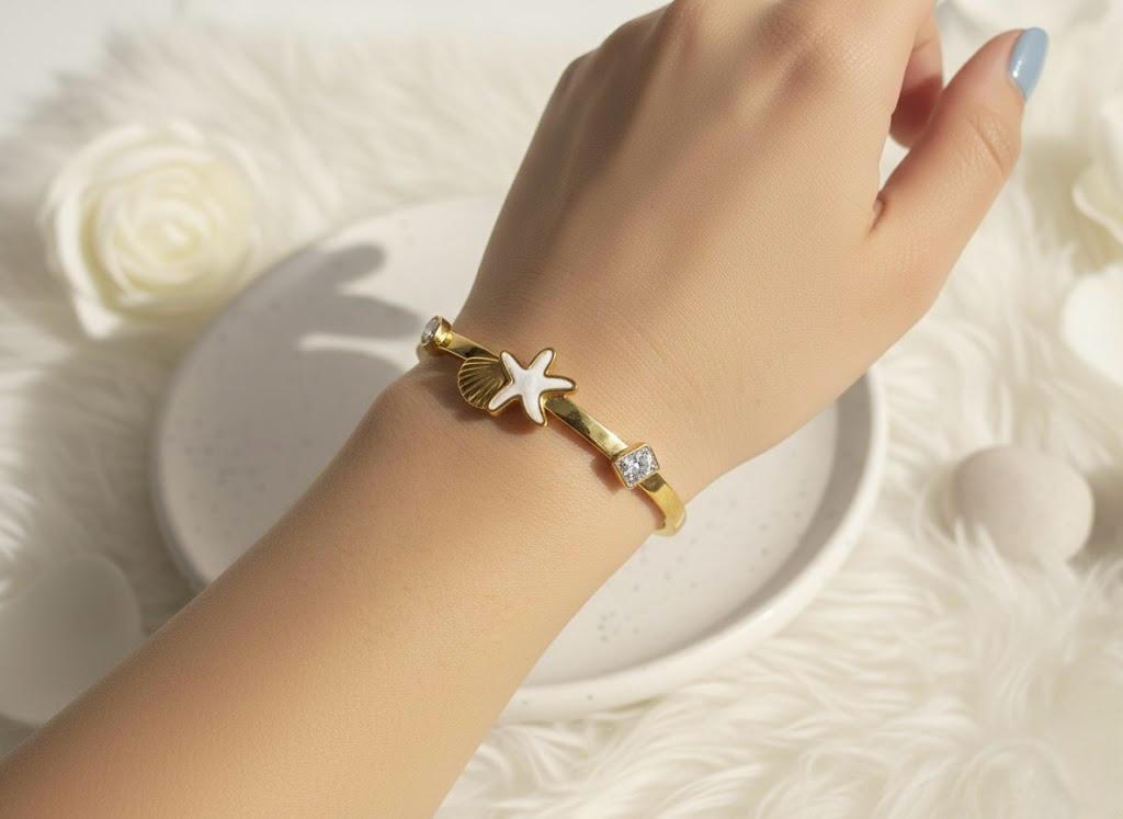 Starfish Bracelet/Thin Wrist Bangle
