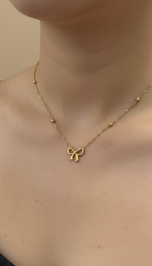 Bow Necklace