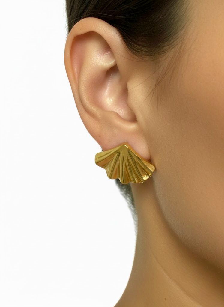 Shell Studs