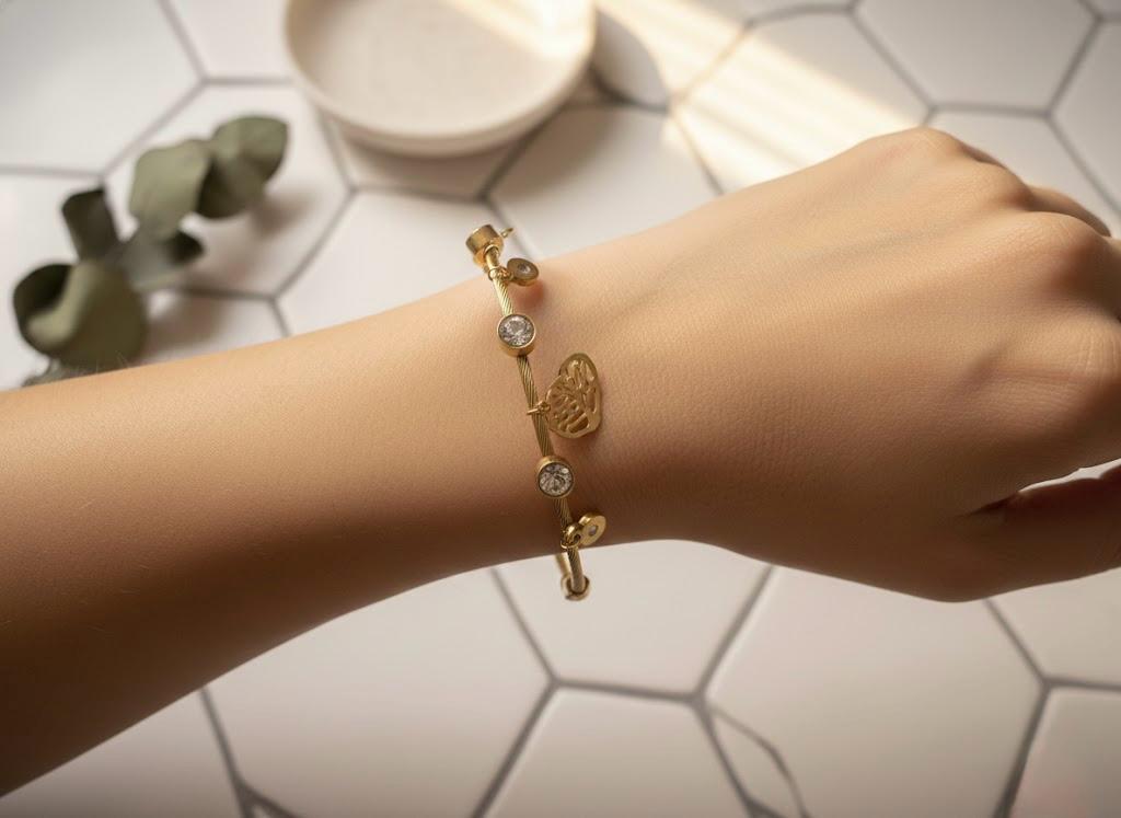 Leaf Charm Bracelet