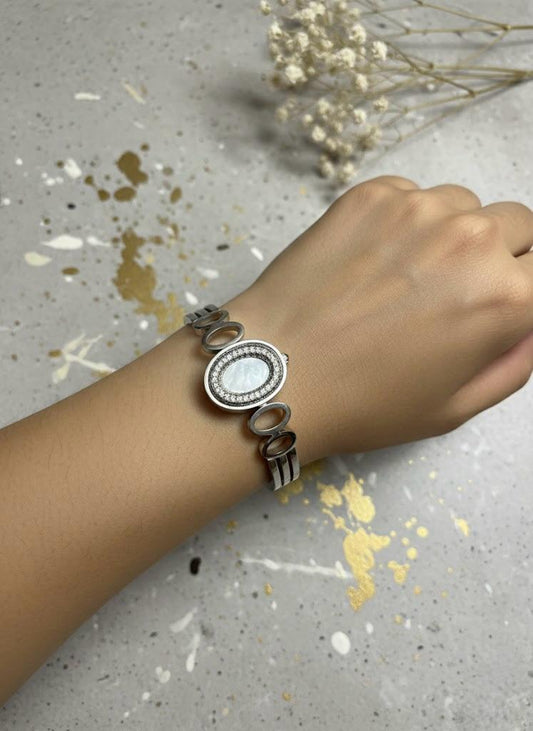 Round Stone Bracelet